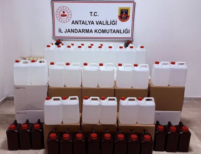 Antalya Konyaaltı’nda Sahte Alkol Baskını