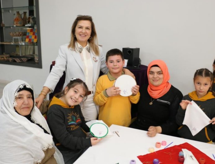 Mendiller İşlendi, Gönüller Birleşti: Antalya'da Unutulan Bayram Geleneği Canlandı