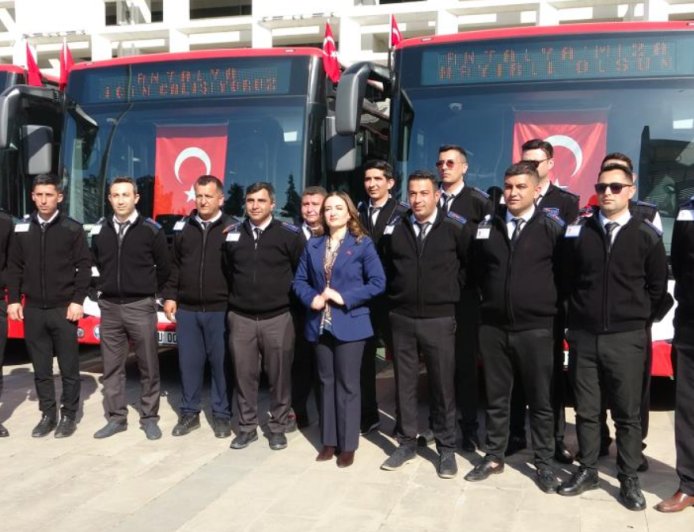 Antalya’da Hibrit Dönemi Başladı: 19 Yeni Otobüs İlk Etapta Teslim Alındı