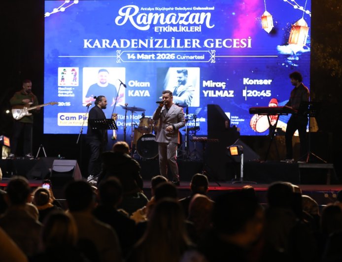 Cam Piramit’te Kültür Harmanı: Bir Gece Karadeniz, Bir Gece Burdur