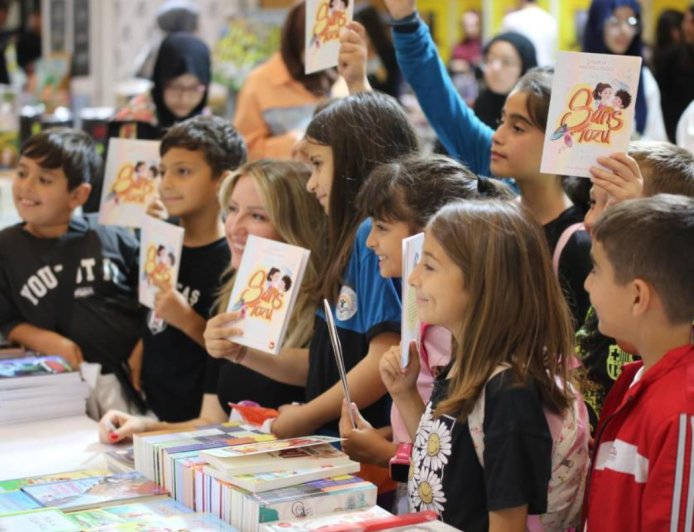 Antalya’da Edebiyat Şöleni Başlıyor: Kepez Kitap Fuarı Kapılarını Açıyor