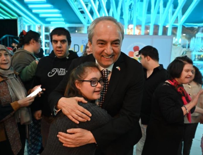 Kepez’den En Özel Müjde: Down Sendromlu ve Otizmli Çocuklara Özel Park Geliyor!