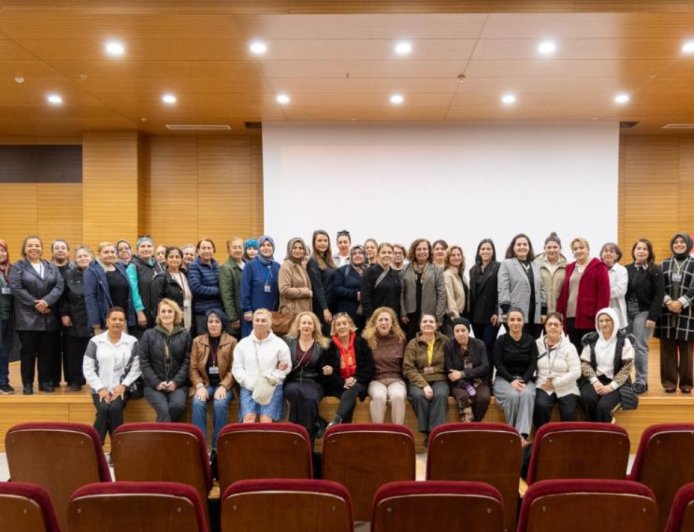 Önce Eğitim, Sonra Satış: Manavgatlı Kadınlara Hijyen ve Pazarlama Dersi.