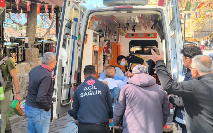 Antalya'da Dehşet Anları: Tartıştığı Esnafa Pompalı Tüfekle Saldırdı.