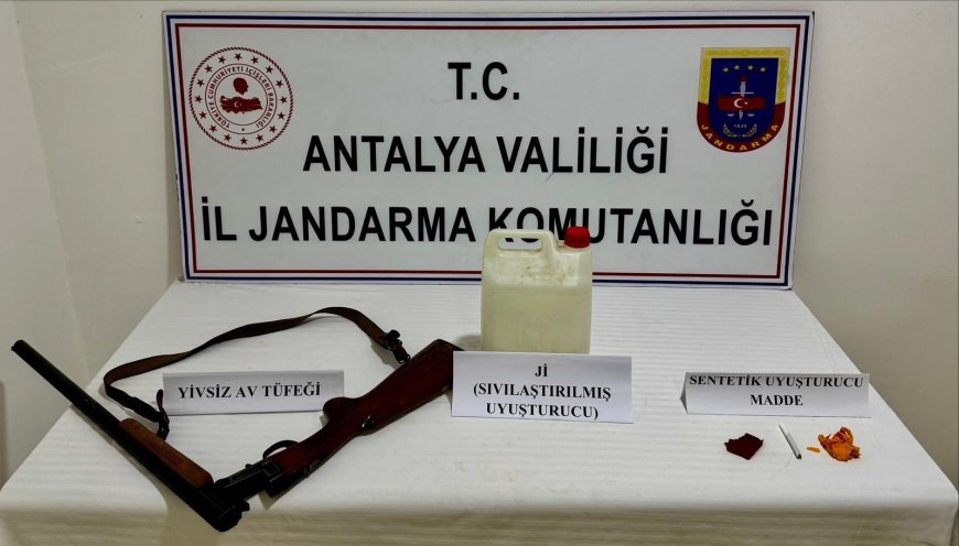 Manavgat'ta Jandarmadan Zehir Tacirlerine Darbe: 2 Gözaltı!