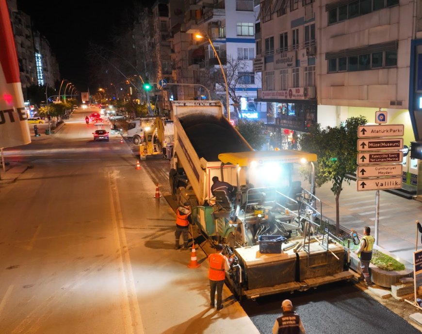 Güllük Caddesi’nde Asfalt Mesaisi: Büyükşehir’den Konforlu Ulaşım Hamlesi