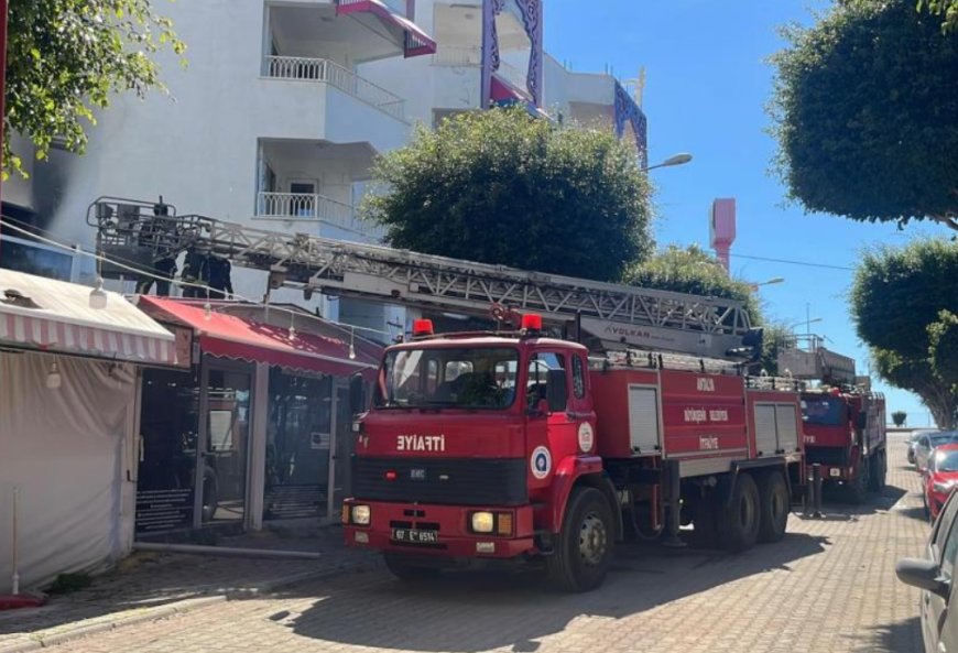 Alanya'da Otel Yangını: Kazan Dairesi Alevlere Teslim Oldu