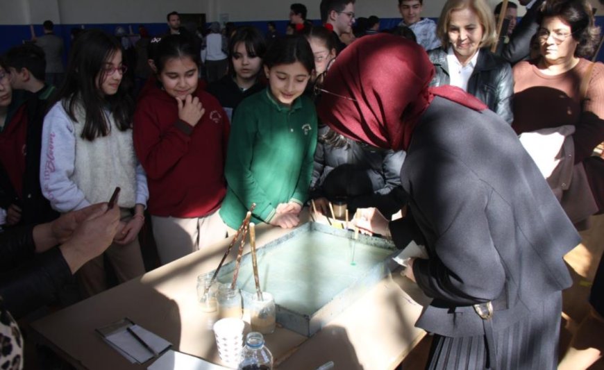 Serik’te Geleneksel Sanatlar Rüzgarı: Ebru, Hat ve Naht Sergisi Açıldı