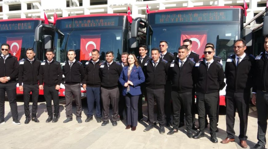 Antalya’da Hibrit Dönemi Başladı: 19 Yeni Otobüs İlk Etapta Teslim Alındı