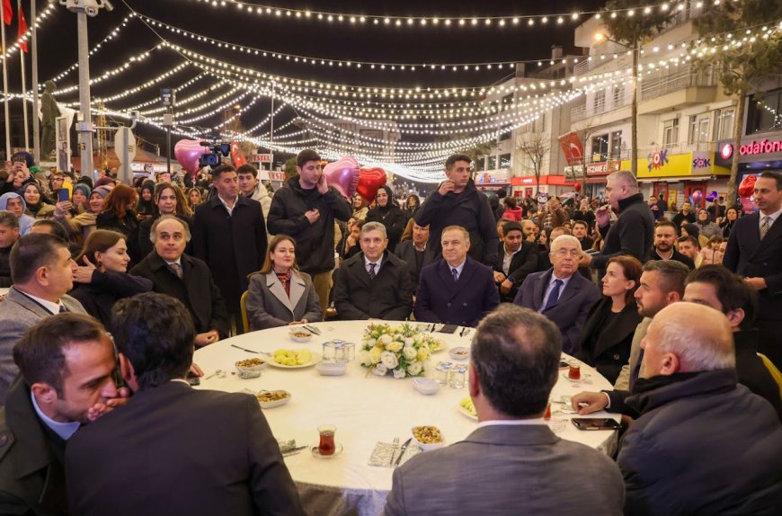 Antalya Büyükşehir Belediyesi’nden Elmalı’da Geleneksel İftar: 3 Bin Kişi Aynı Sofrada