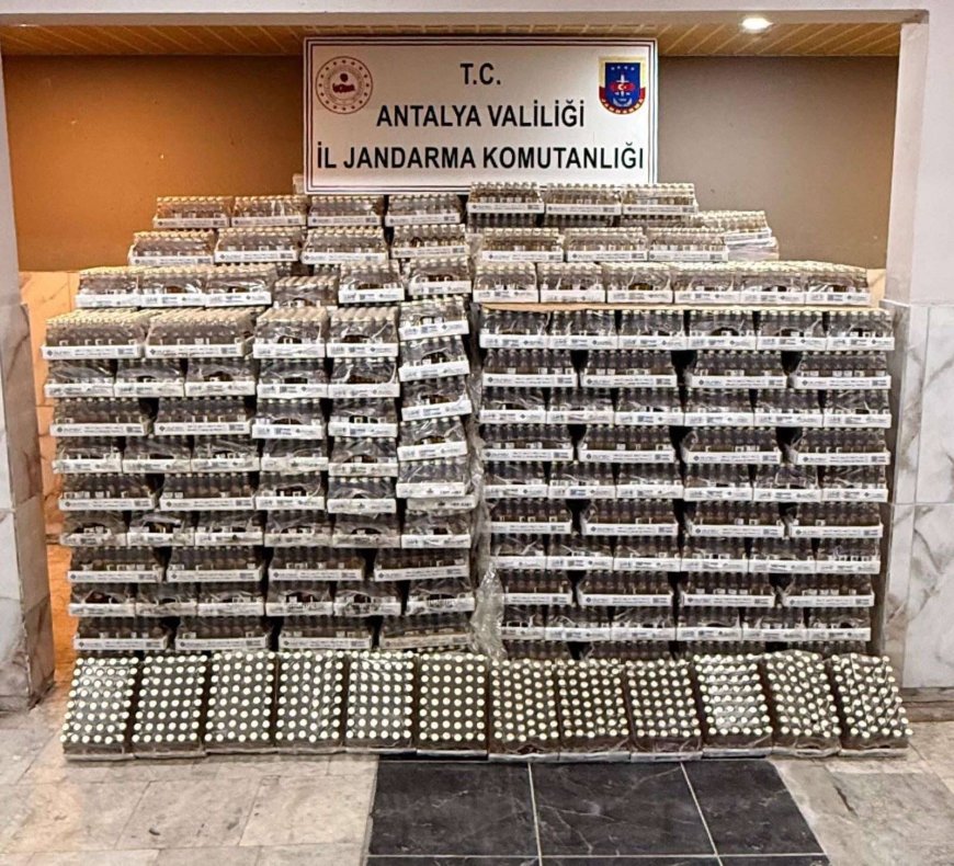 MANAVGAT'TA DEV OPERASYON: OTEL DEPOSUNDAN BİNLERCE LİTRE KAÇAK ALKOL ÇIKTI!