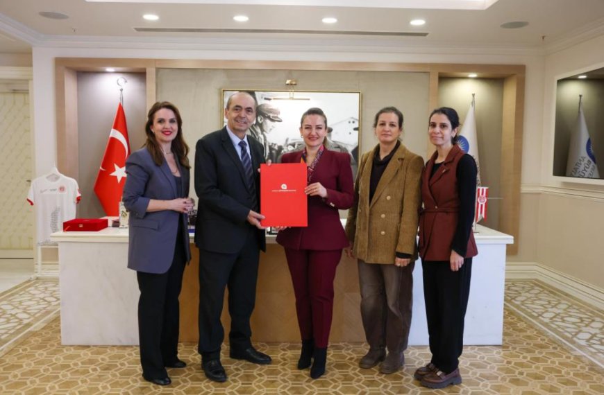 Dünyanın Ödüllendirdiği Proje Gazipaşa’da: Çevre Dostu Çiftçi Kart Büyüyor