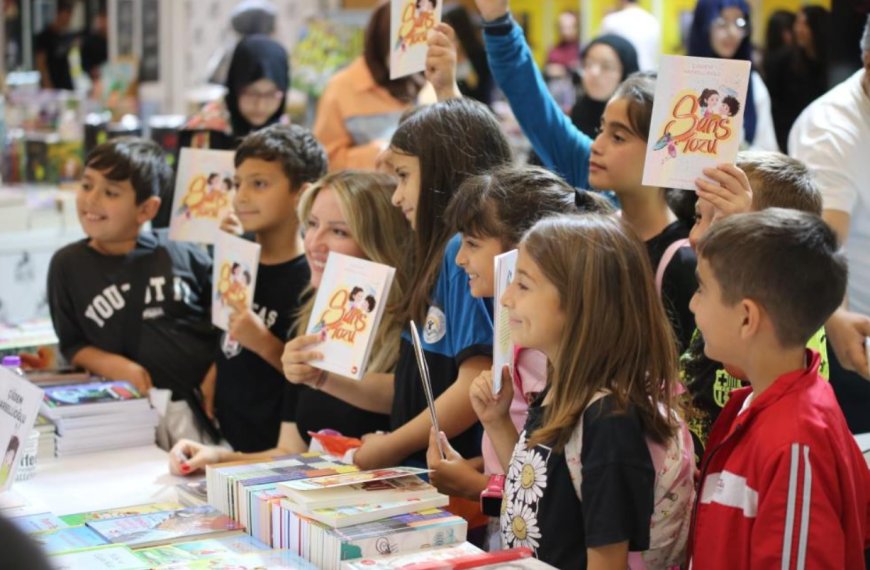 Antalya’da Edebiyat Şöleni Başlıyor: Kepez Kitap Fuarı Kapılarını Açıyor