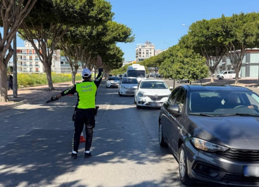 Antalya'da Trafikte Dev Denetim: 2 Haftada 137 Bin Araç Kontrol Edildi!