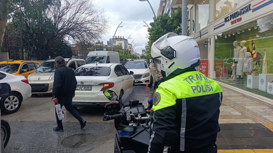 Manavgat Trafik Ekiplerinden 'Hatalı Park' Markajı: Denetimler Sıkılaştırıldı.