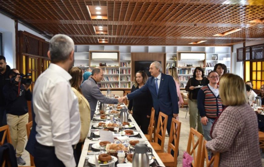 Kepez Belediye Başkanı Kocagöz, Antalya’daki Engelli Dernekleriyle Dokumapark’ta Buluştu