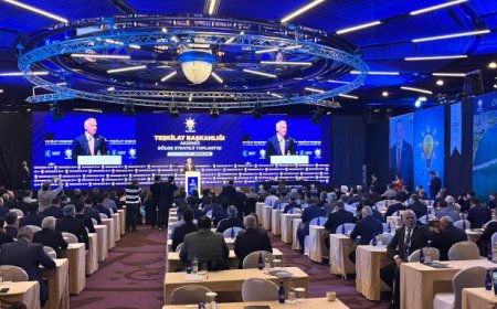 Bakan Ersoy’dan Antalya’da "Turizmde Zirve" Mesajı: "Hedefimiz Dünya Liderliği"