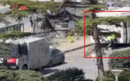 İstanbul’da Terör Saldırısı! Çatışmada 3 Terörist Etkisiz Hale Getirildi