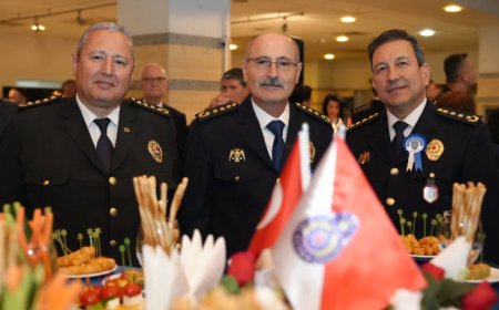 Antalya’da Polis Haftası’na Sanatsal Dokunuş: Sergi ve Dev Konser