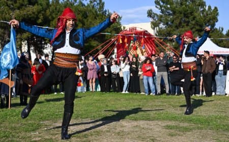 Akdeniz Üniversitesi’nde Uluslararası Kültür Festivali Coşkusu