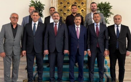 Serik’te Yeni Dönem: Belediye Başkanı Kadir Kumbul AK Parti’ye Katıldı