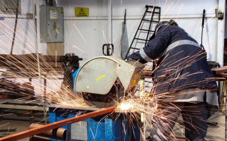 Antalya Büyükşehir’den Tasarruf Hamlesi: Kent Mobilyaları Öz Kaynaklarla Üretiliyor