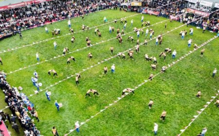 12 Yıllık Hasret Bitti: Kepez Er Meydanı 984 Pehlivanla Şenlendi