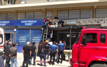 Antalya’da Korkutan Olay: 4. Katın Balkonundan Zemindeki Tenteye Düştü