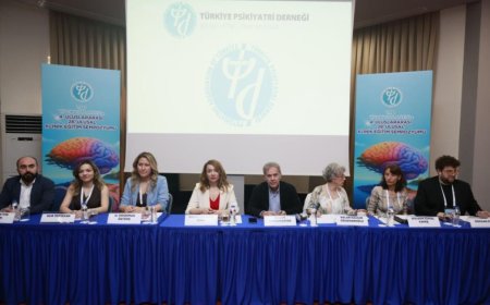 4.Uluslararası Klinik Eğitim Sempozyumu’nda Toplum Ruh Sağlığı Masaya Yatırıldı