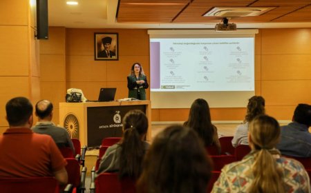 Antalya Büyükşehir’den Personeline "Dijital Detoks" Eğitimi