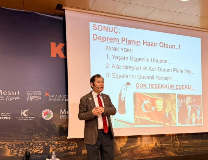 Japon Uzman Antalya’da Açıkladı: Enkaz Altında Sıvı Çikolata ve Düdük Hayat Kurtarır
