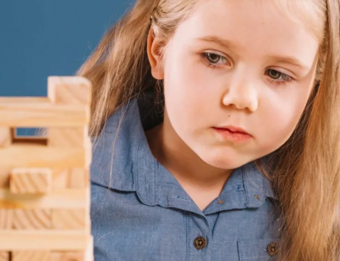 Uzmanlar Uyarıyor: Otizmin İlk 3 Belirtisini Tanıyın, Vakit Kaybetmeyin