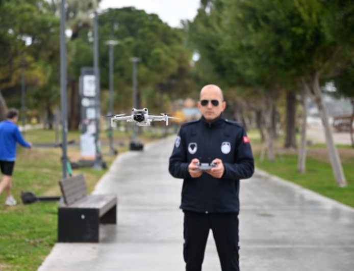 Antalya Zabıtası Teknolojiyi Kanatlandırdı: Havadan Kesintisiz Takip!