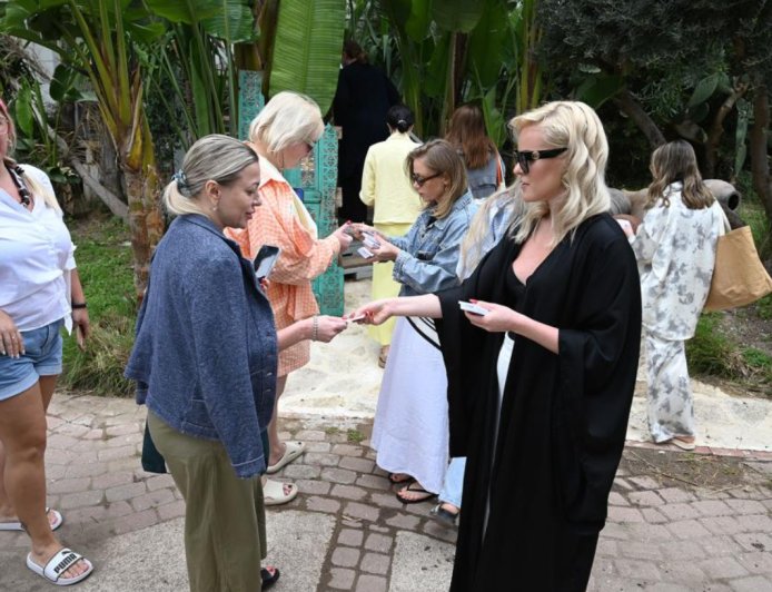 Kemer’in Turizm Potansiyeli Ukraynalı Acentelere Tanıtıldı