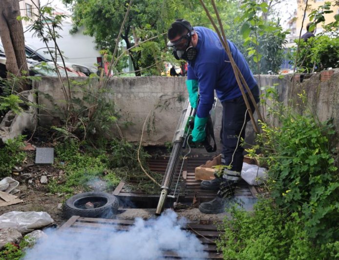 Antalya Büyükşehir Belediyesi’nden Çevre Dostu İlaçlama Seferberliği