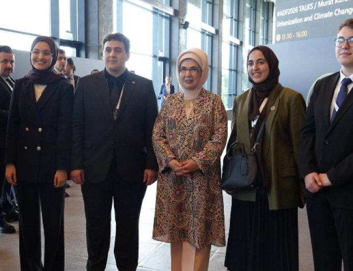 Emine Erdoğan: "Çocuklarımızı Kontrolsüz Şiddet İçeriklerine Terk Edemeyiz"