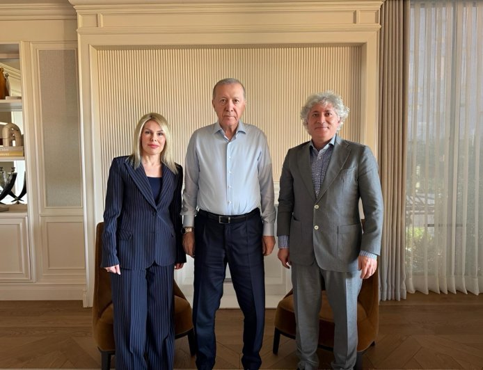 Akdeniz Üniversitesi’nden Türkiye’de Bir İlk: CAR-T Merkezi Cumhurbaşkanı Erdoğan’a Anlatıldı