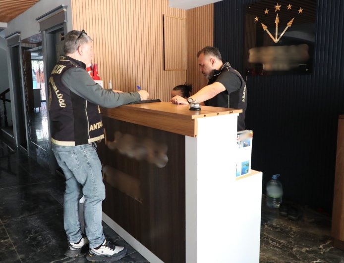 Antalya’da Dev Denetim: Konaklama ve Araç Kiralama Firmaları Mercek Altında