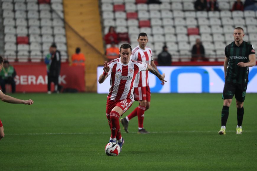 TÜMOSAN Konyaspor seriyi Antalya'da da sürdürdü!