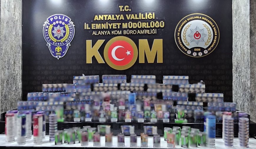 4 İlçede Eş Zamanlı operasyon: Antalya Polisi Kaçakçılara Göz Açtırmadı