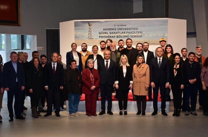 Genç Sanatçıların Kadrajından Antalya: AÜ Güzel Sanatlar Fakültesi Karma Sergisi Açıldı