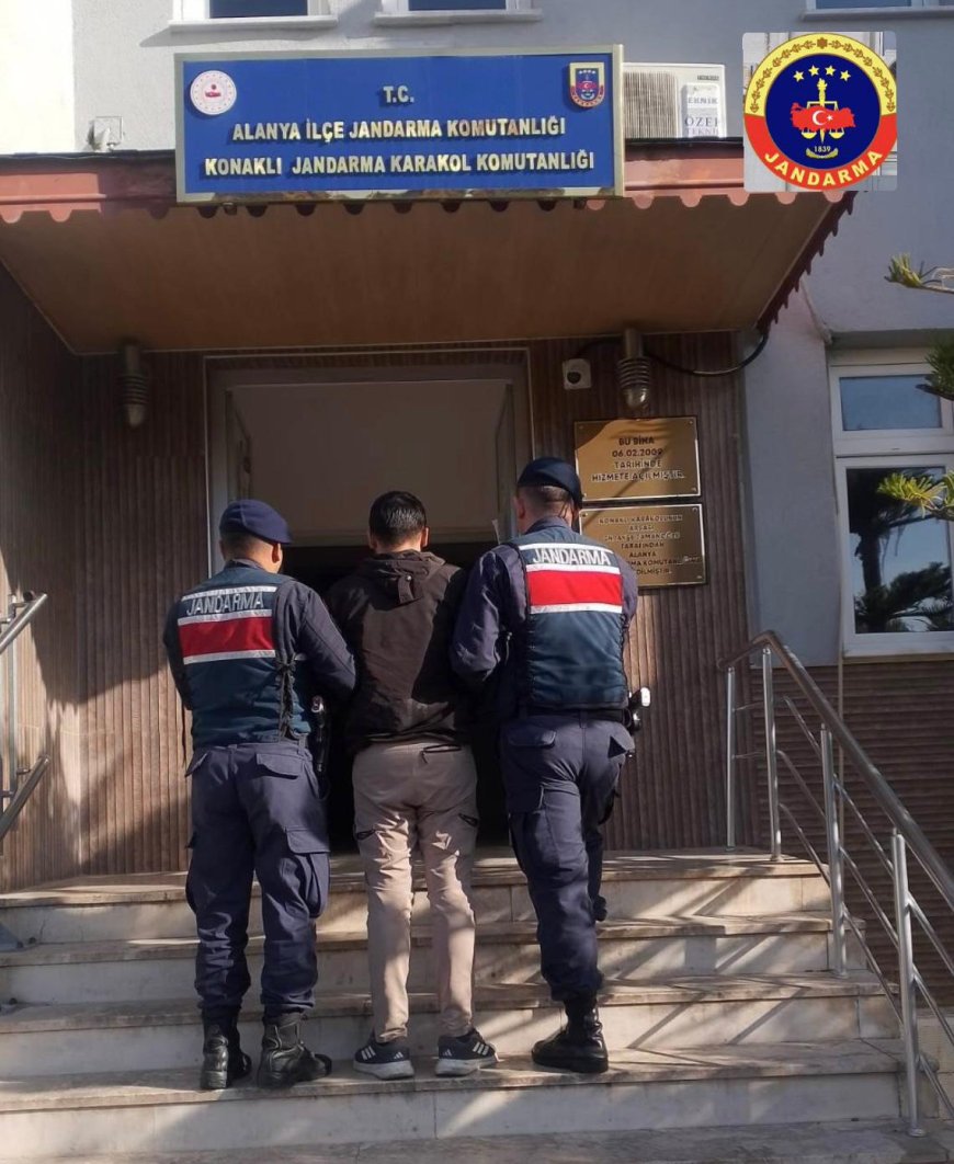 Alanya’da 28 Yıl Kesinleşmiş Hapis Cezası Bulunan Firari Yakalandı!