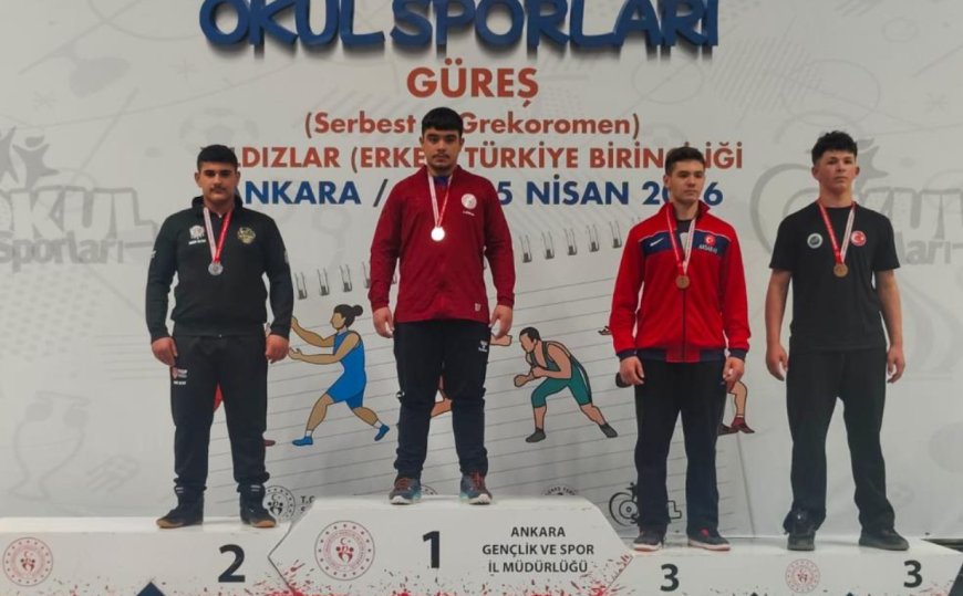 Manavgat Belediyesi Güreş Kulübü’nden Büyük Başarı: Umut Altay Türkiye İkincisi!