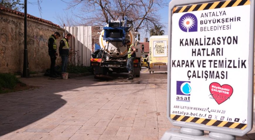 ASAT’tan Kaleiçi’ne Dev Temizlik Operasyonu