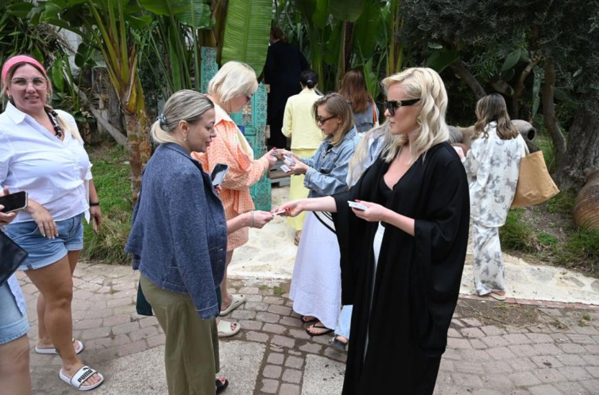 Kemer’in Turizm Potansiyeli Ukraynalı Acentelere Tanıtıldı