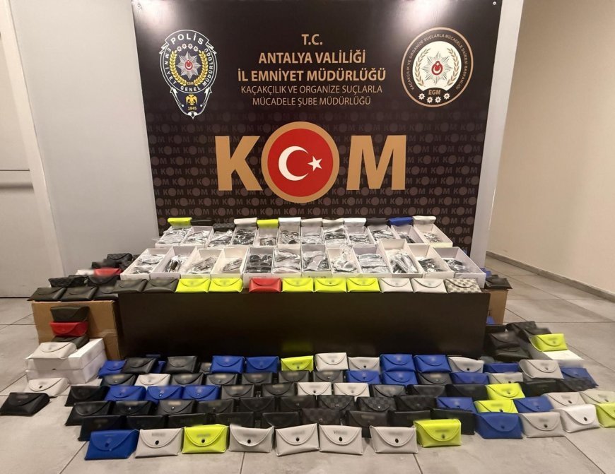 ANTALYA’DA KOM FIRTINASI: 1 HAFTADA ONLARCA OPERASYON, ÇOK SAYIDA TUTUKLAMA!