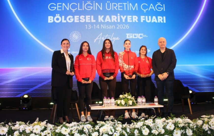 BAKİF26’da Kadın Sporcular Rüzgarı: Kariyer Yolculuklarını Gençlerle Paylaştılar