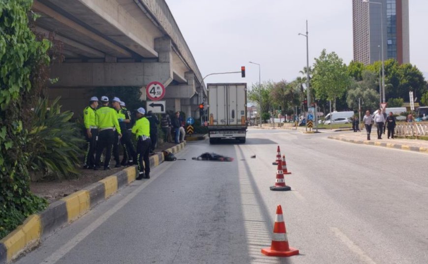 Antalya’da Korkunç Kaza: Yeşil Işık Yandı, Tır Hareket Etti, Kör Noktadaki Kadın Can Verdi