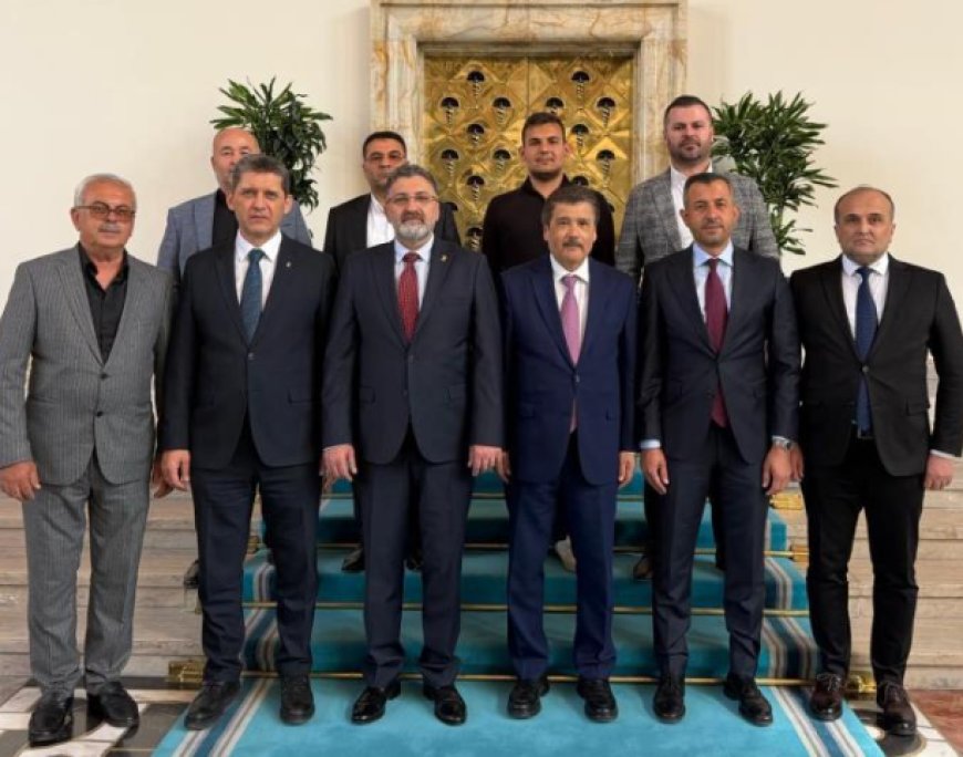 Serik’te Yeni Dönem: Belediye Başkanı Kadir Kumbul AK Parti’ye Katıldı