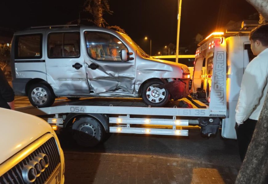 Manavgat'ta Ters Yön Kazası: Şans Eseri Can Kaybı Yaşanmadı